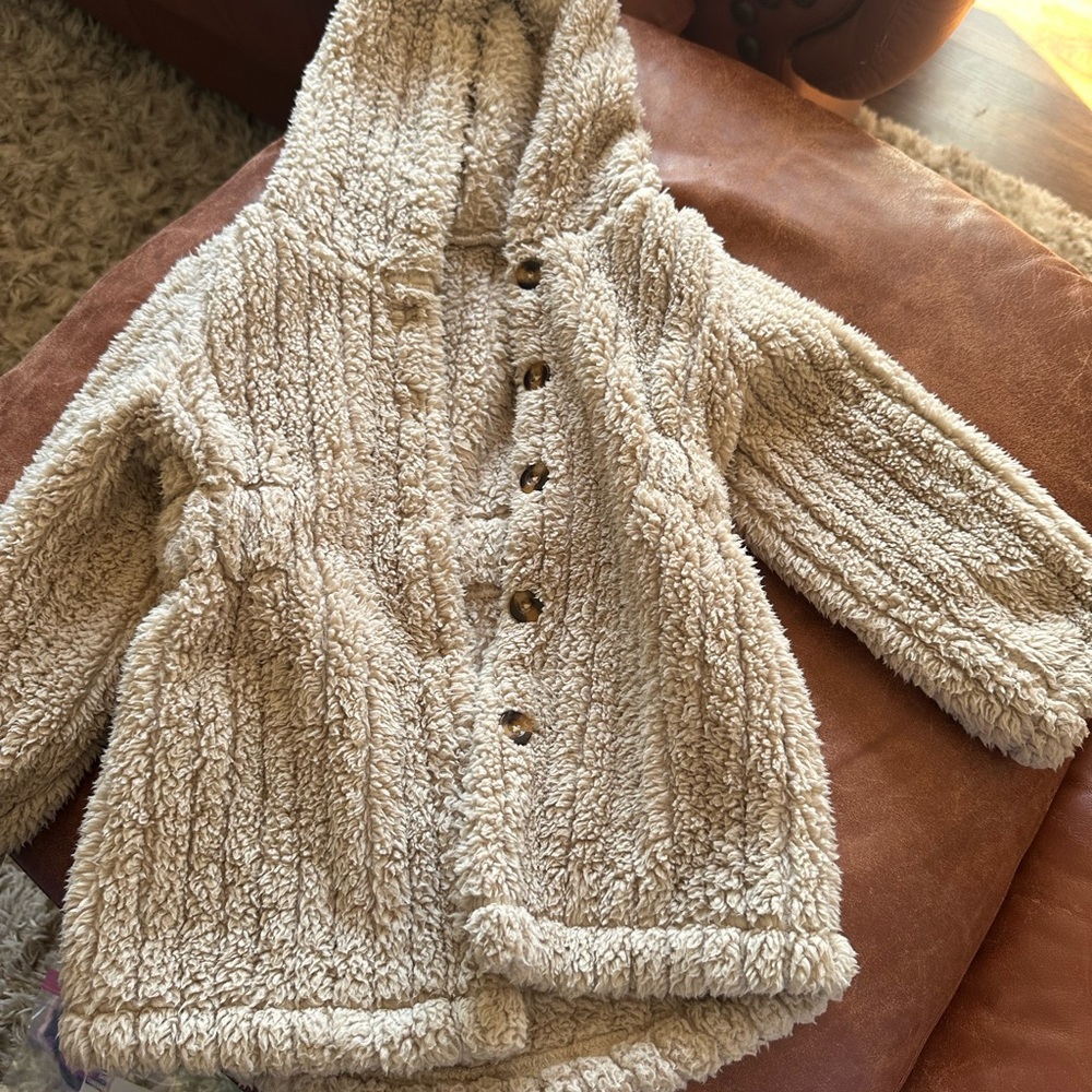 SHEIN Cream Fleece Jacket